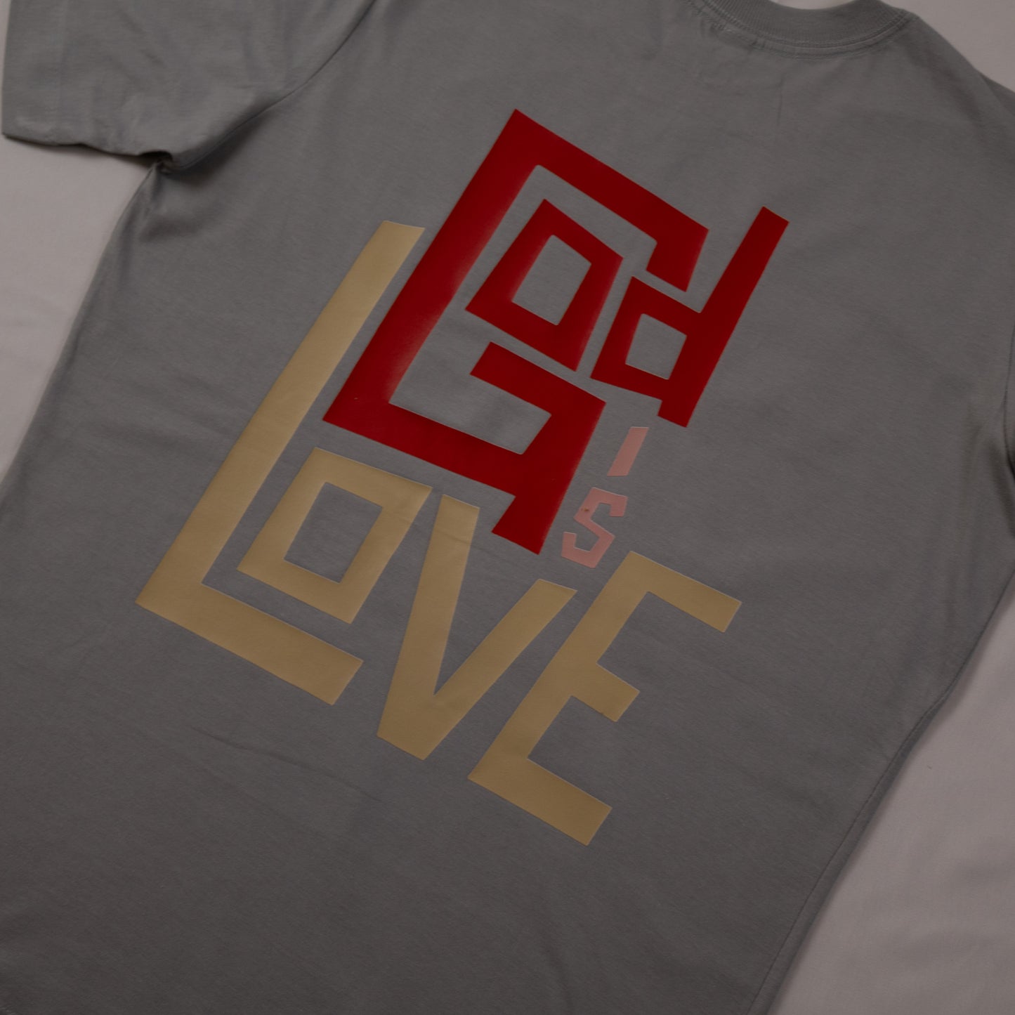 GOD IS LOVE | T-SHIRT